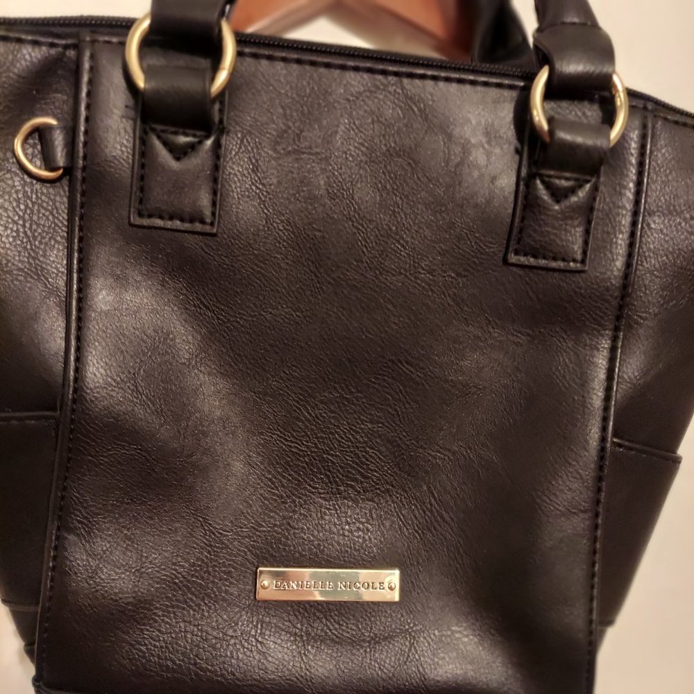 Danielle Nicole Purse